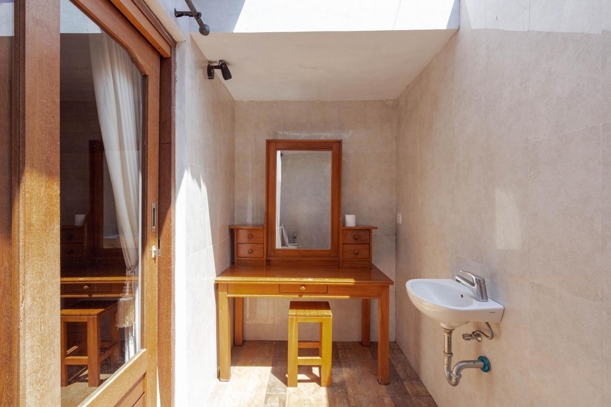 Brisk Homestay Uluwatu Redpartner Luaran gambar